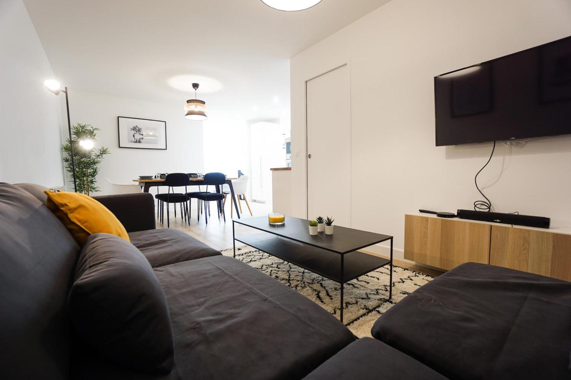 Spacious Apartment Near The Champs De Mars باريس المظهر الخارجي الصورة